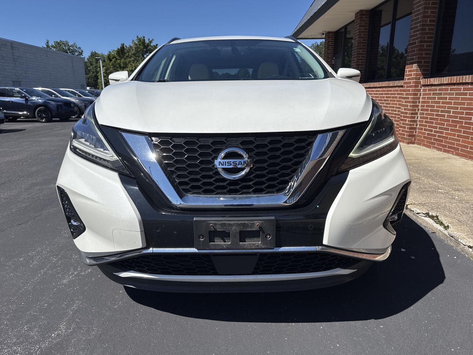 Used 2019 Pearl White Tricoat Nissan SV image 2