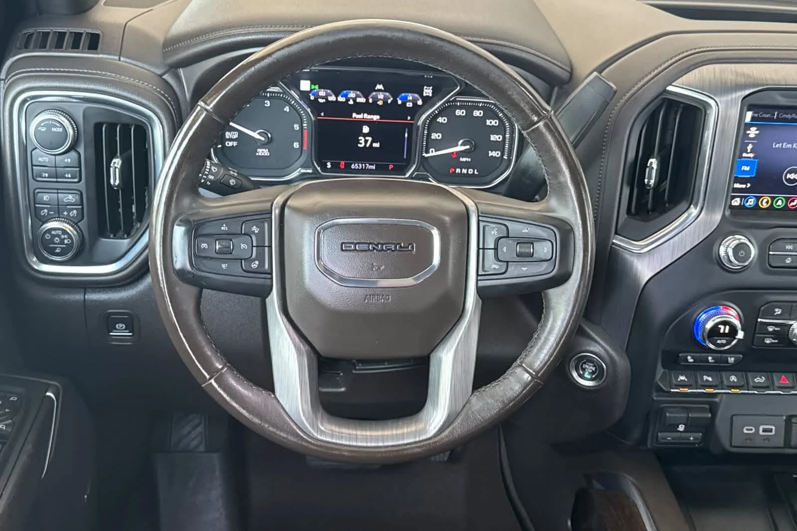 Used 2020 Onyx Black GMC Denali image 15