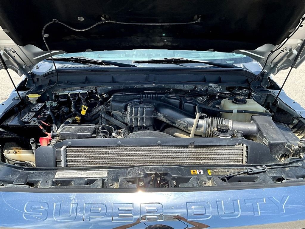 Used 2014 Silver Ford XLT image 32