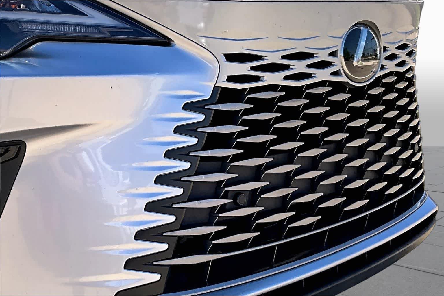 2025 Lexus RX 350 - Photo 56