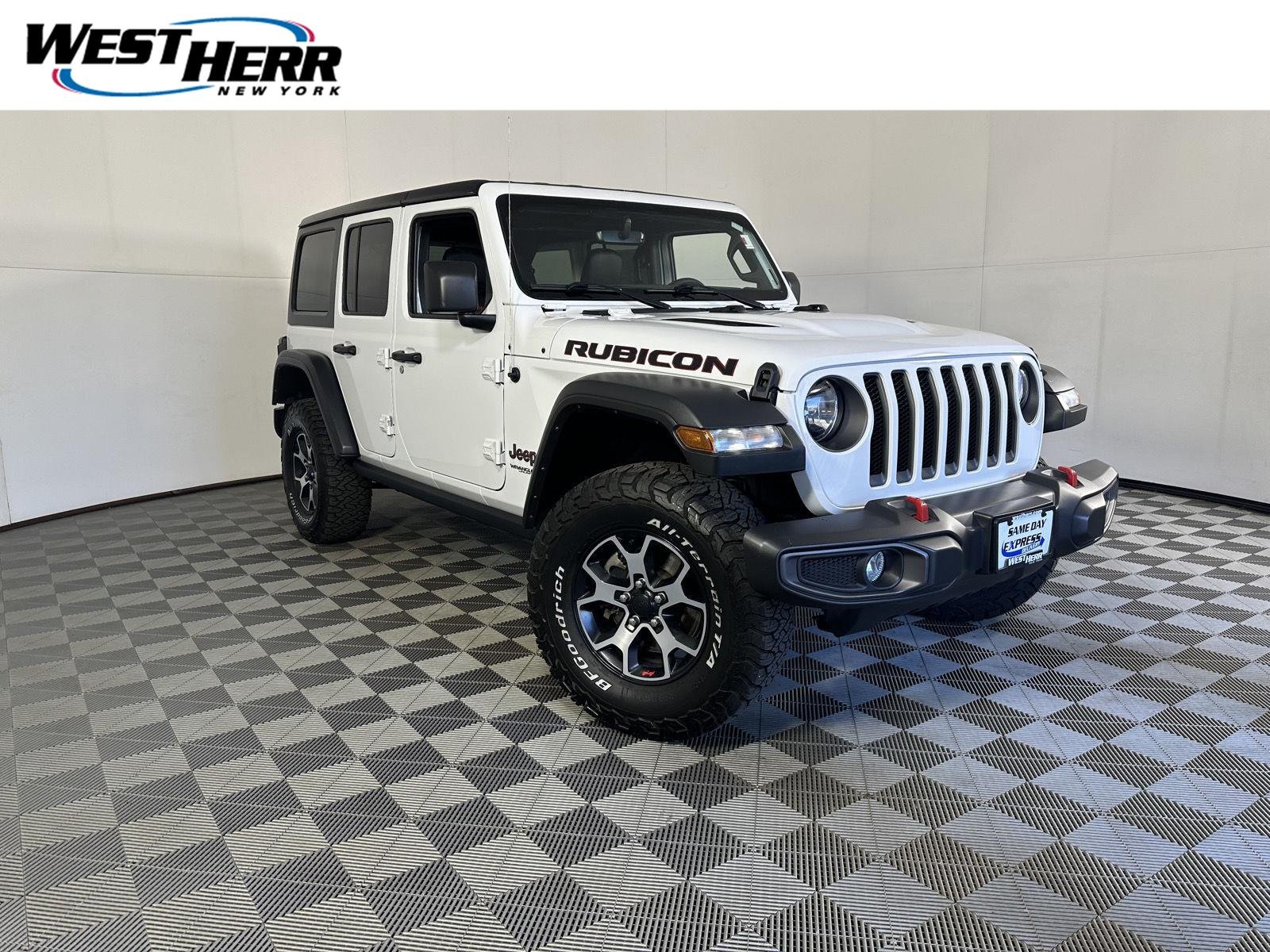Used 2021 Bright White Clearcoat Jeep Unlimited Rubicon image 1