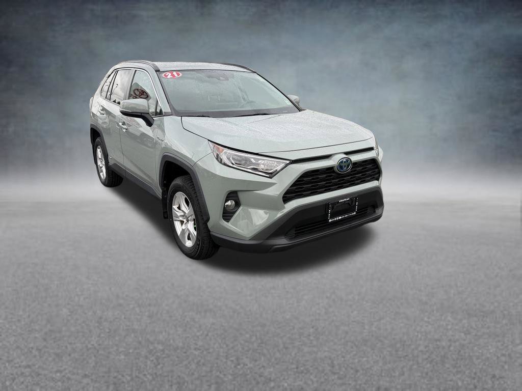 Used 2021  Toyota XLE image 8