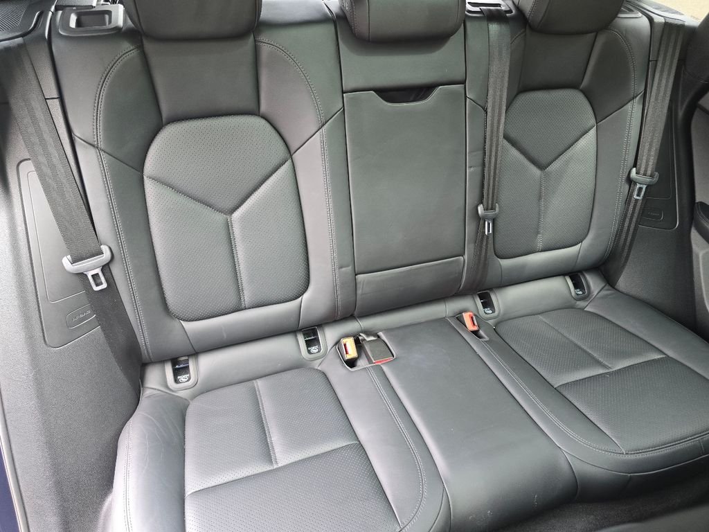 Used 2020  Porsche S image 37