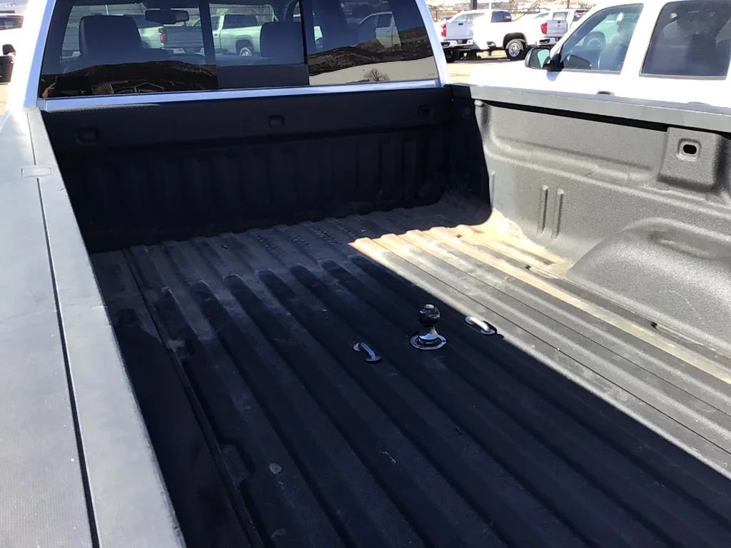 Used 2017 SILVER ICE METALLIC Chevrolet LTZ image 5
