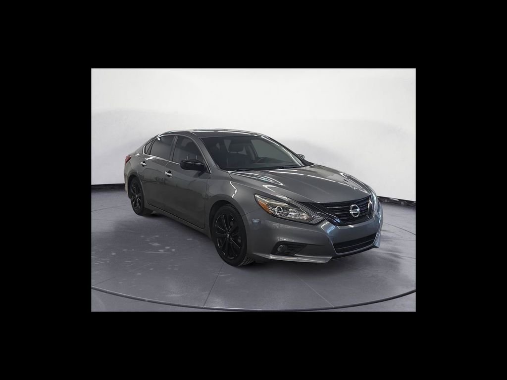Used 2018 Gray Nissan 2.5 SR image 8