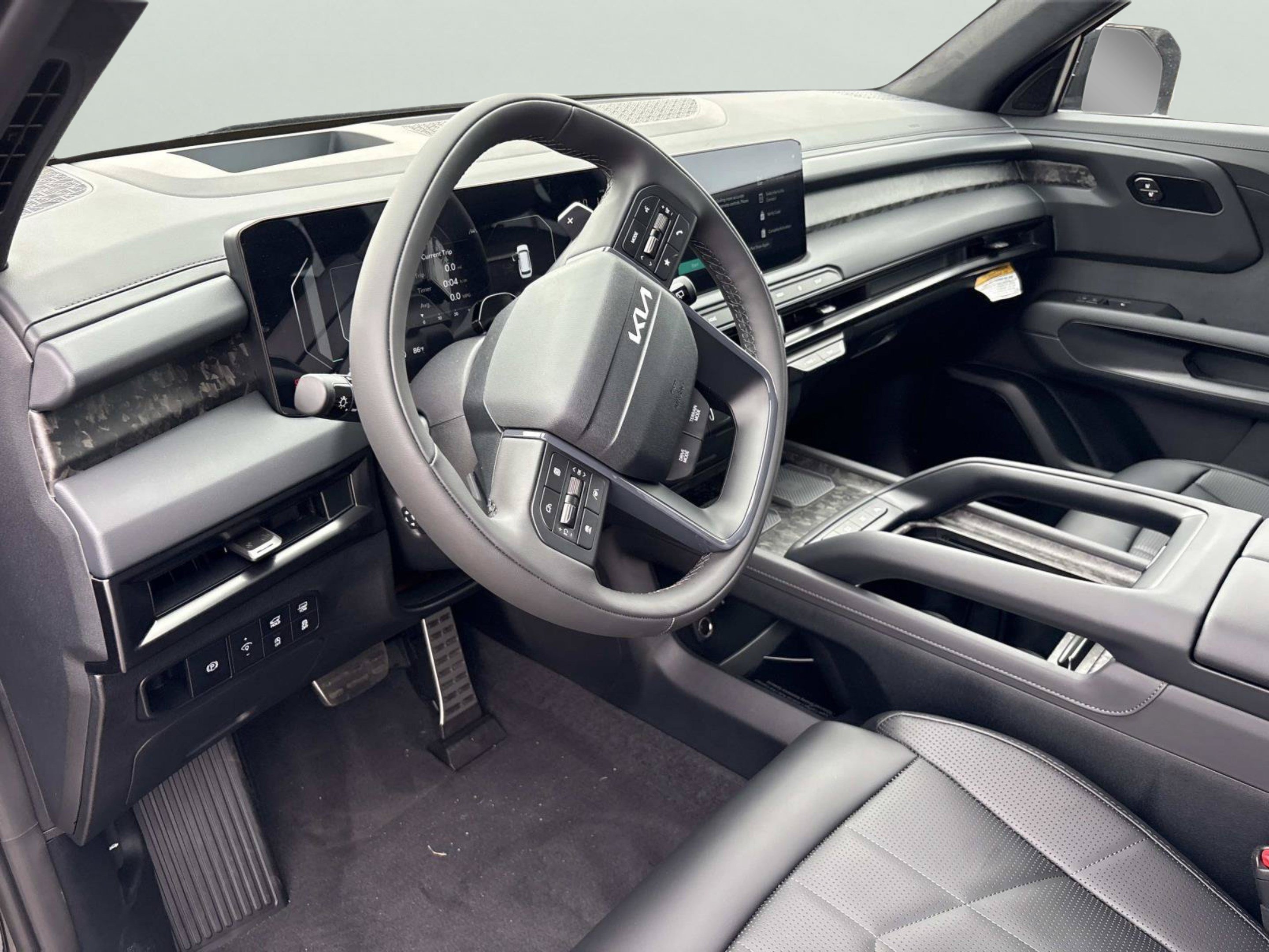 New 2027 Ebony Black Kia X-Pro SX-Prestige image 24