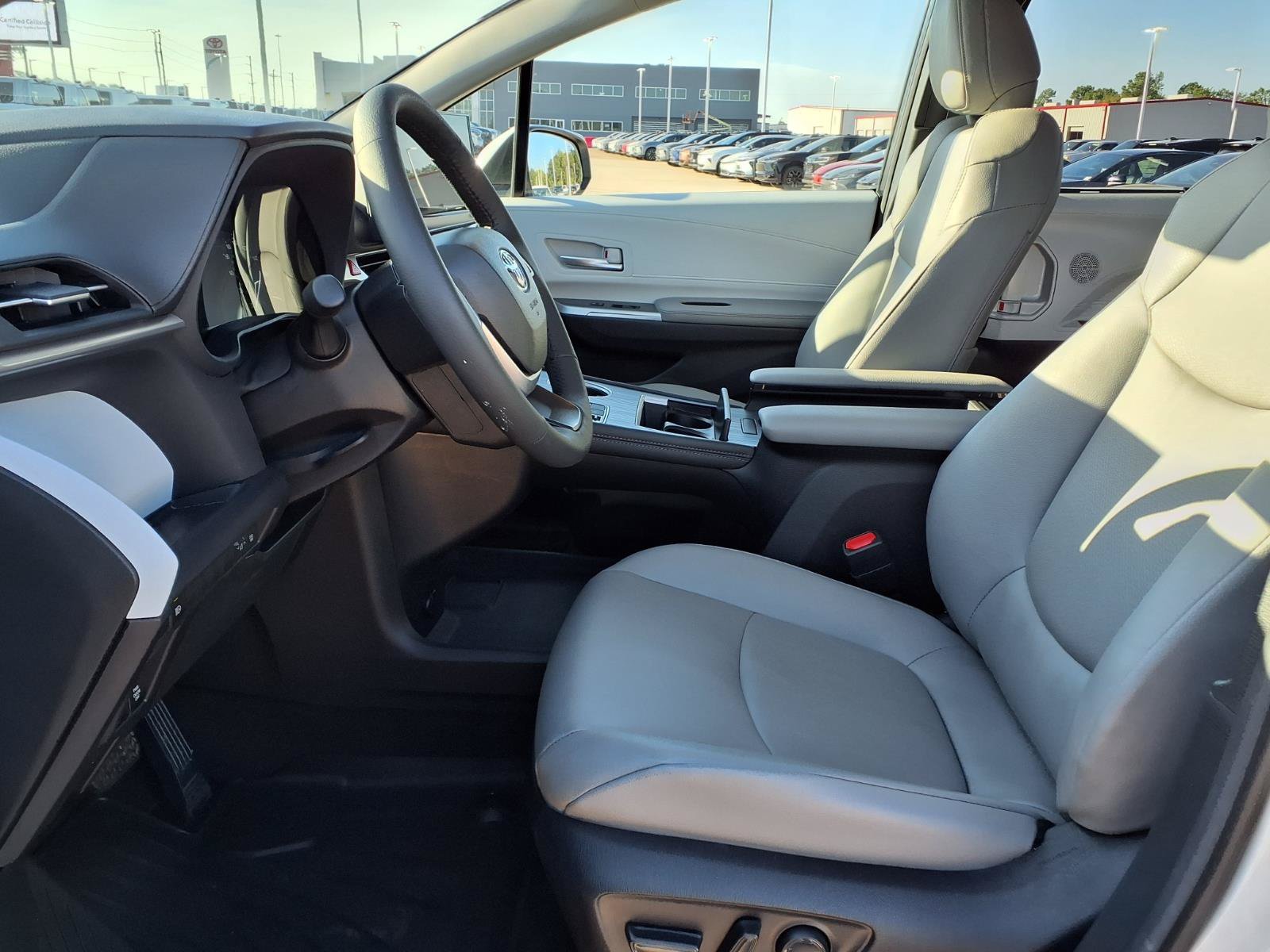 Certified Used 2026 Pearl Toyota XLE image 16