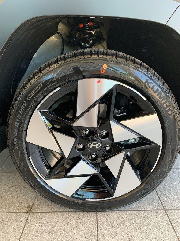 New 2026 Green Hyundai Limited AWD image 16