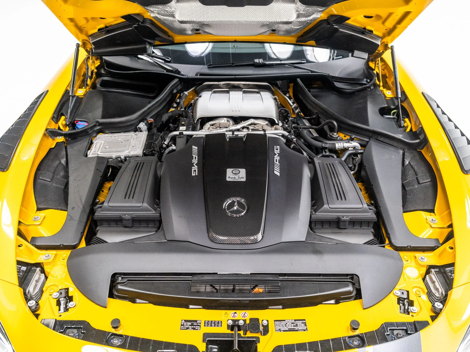 Used 2020 AMG Solarbeam Yellow Metallic Mercedes-Benz R image 67