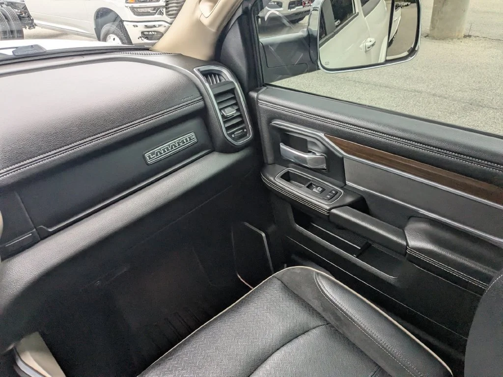 Used 2022 White Ram Laramie image 17