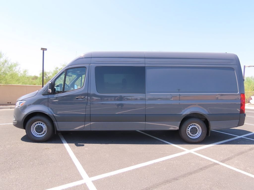 2025 Mercedes-Benz Sprinter Crew Van Base - Photo 8