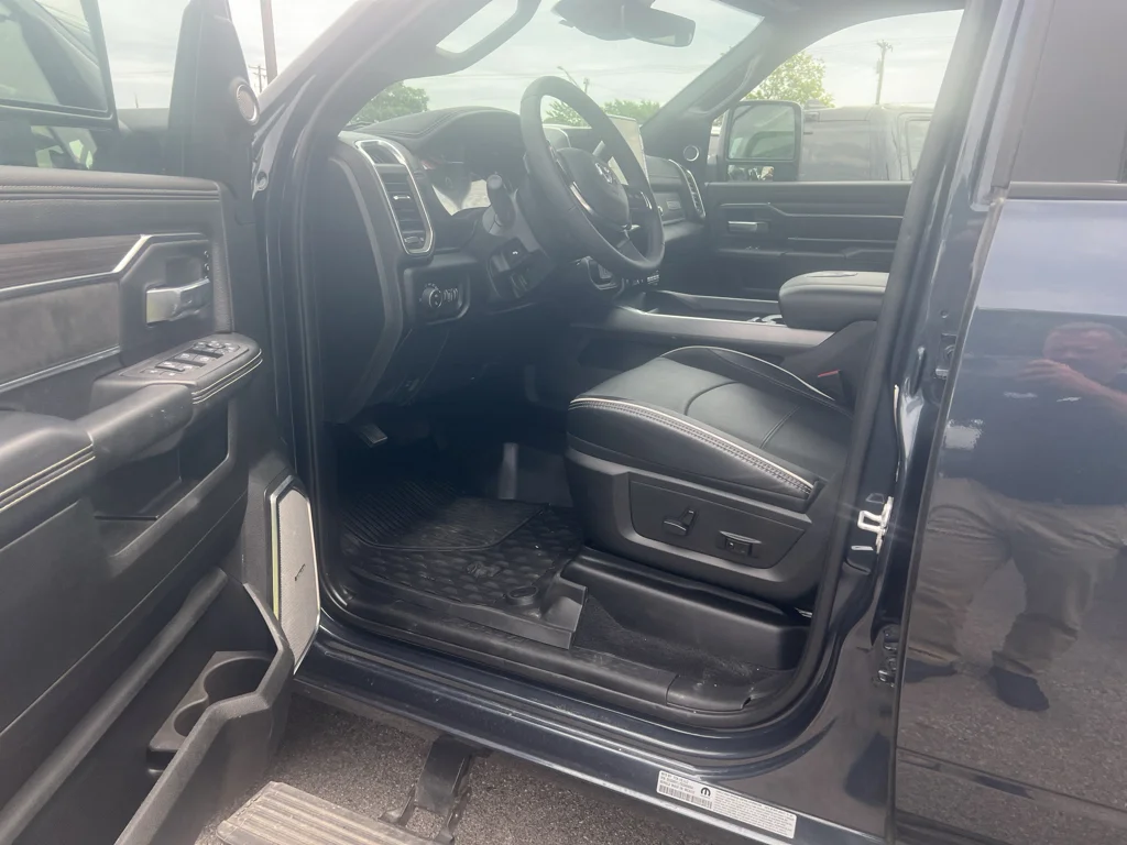 Used 2025 Forged Blue Metallic Ram Laramie image 2