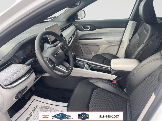 2023 Jeep Compass Latitude - Photo 10