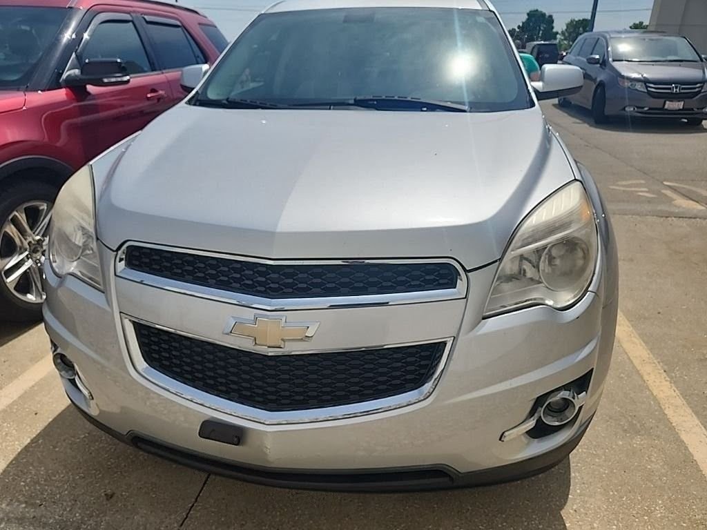 Used 2011 Silver Ice Metallic Chevrolet LT image 1