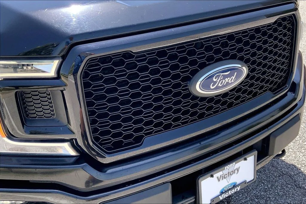 Used 2019 Black Ford XL image 27