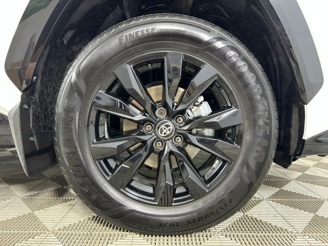 Used 2026 Off-white Toyota SE image 9