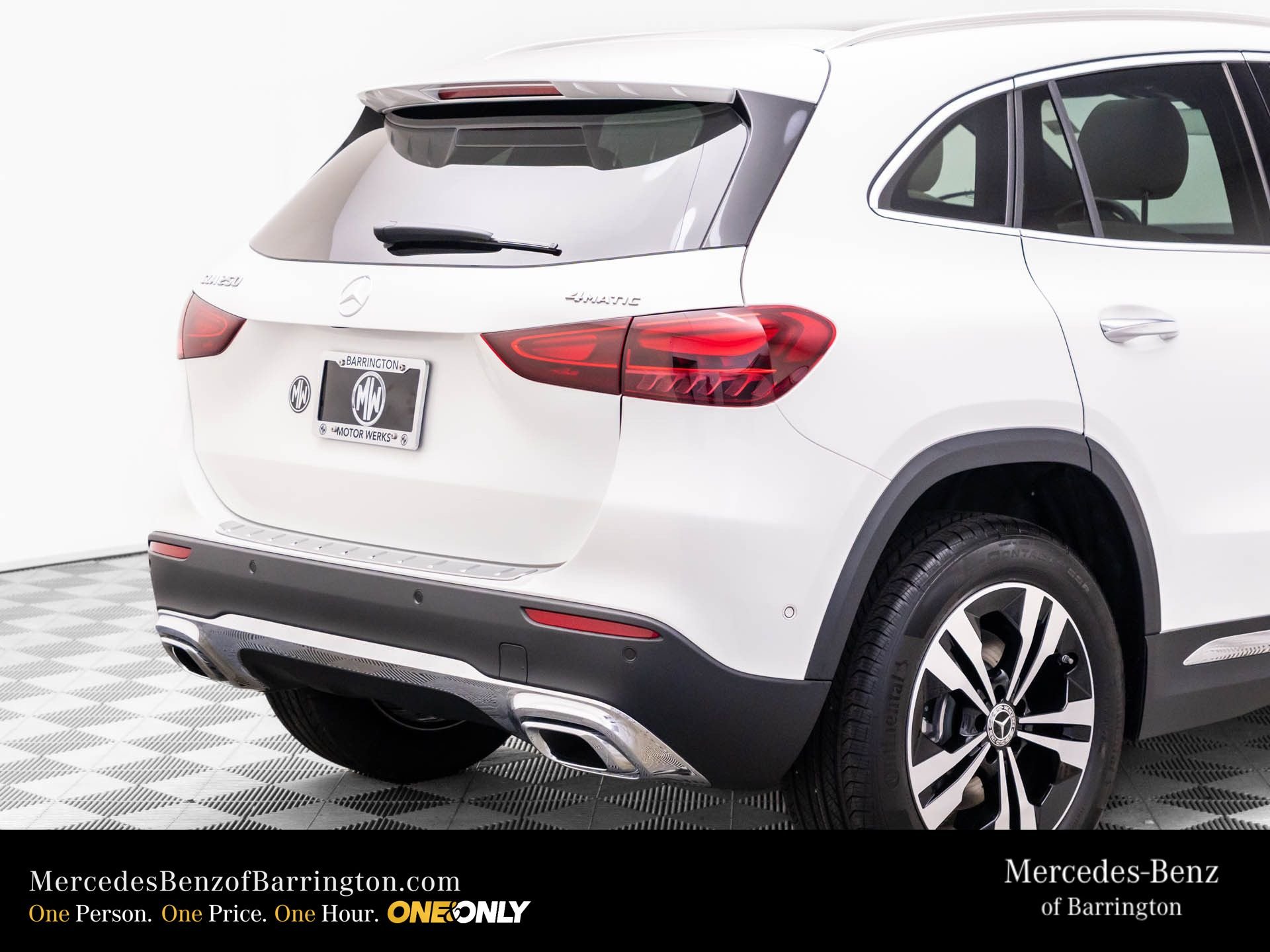 New 2026 Polar White Mercedes-Benz GLA 250 image 37