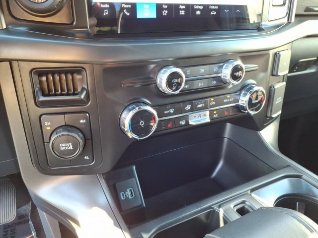 Used 2024 Black Ford XLT image 23