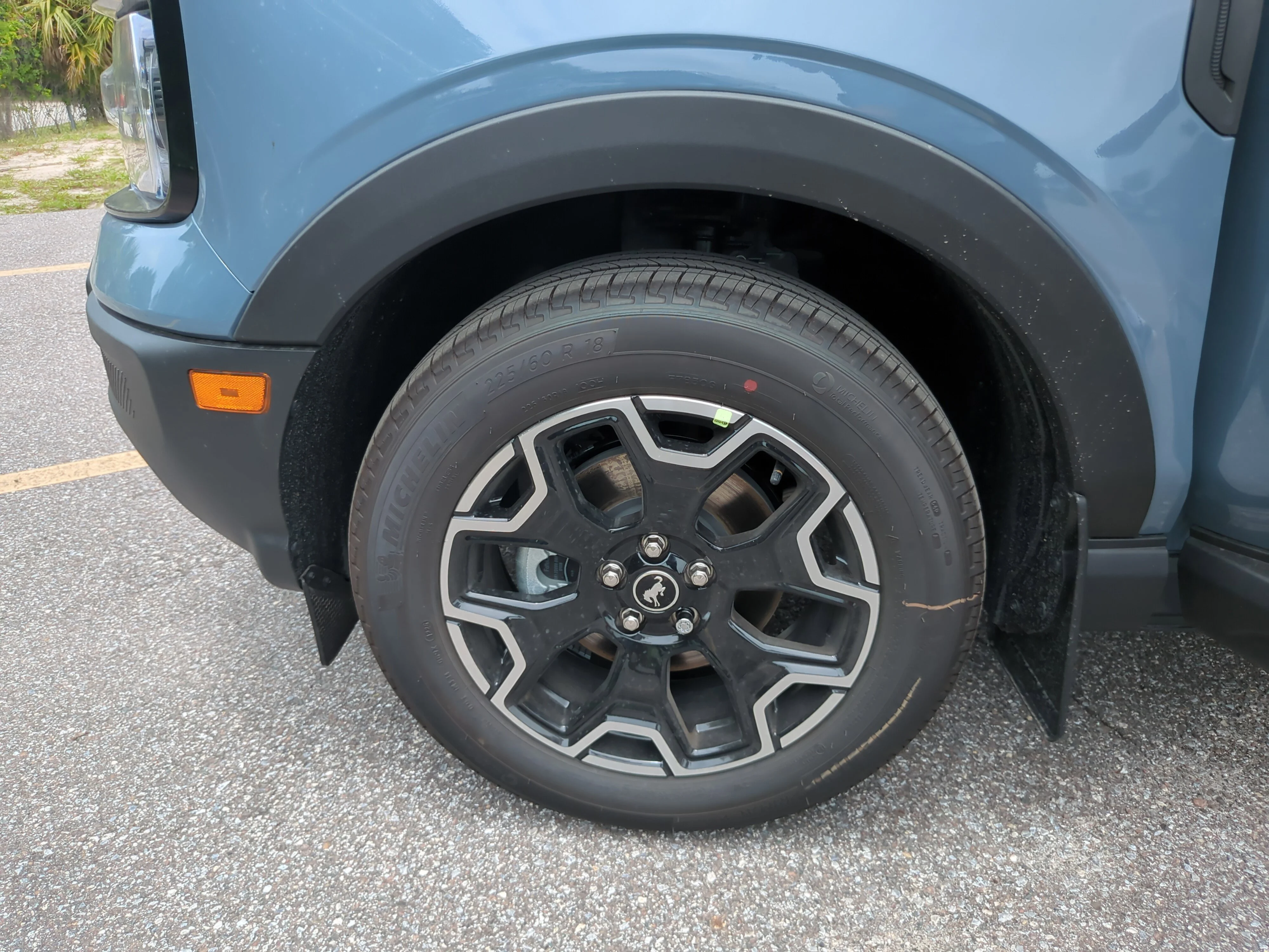 New 2026 Azure Gray Metallic Tri-Coat Ford Outer Banks® image 33