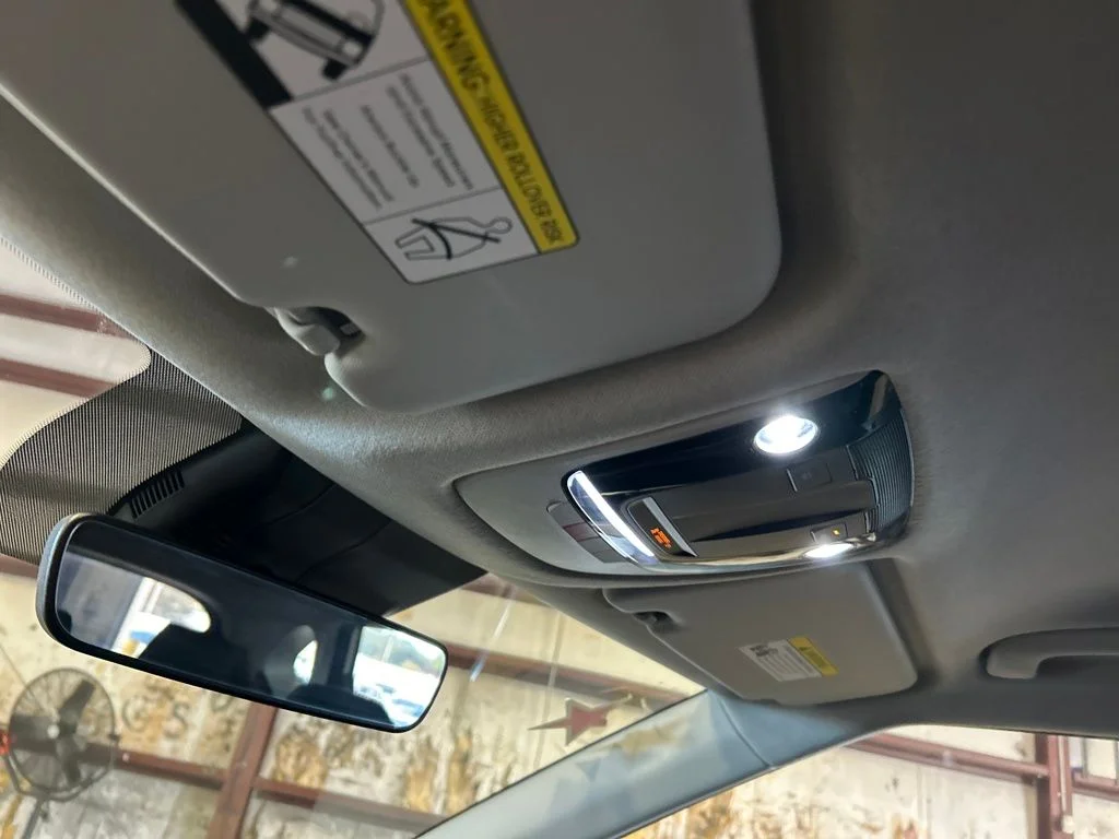 Used 2024 White Kia SX image 27