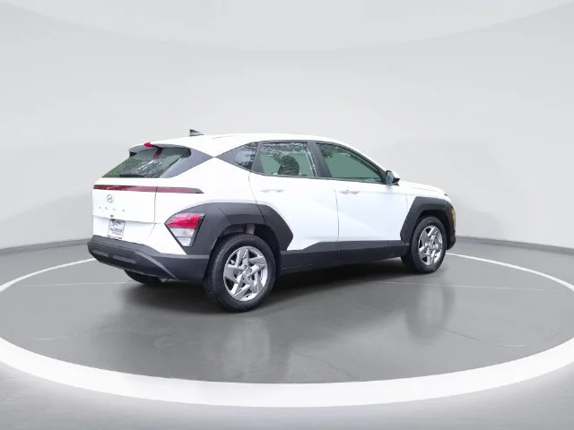 Used 2026 White Hyundai SE image 8