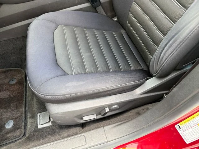 Used 2014 Red Ford SE image 20