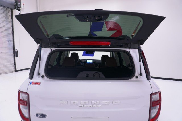 Used 2023  Ford Outer Banks image 7