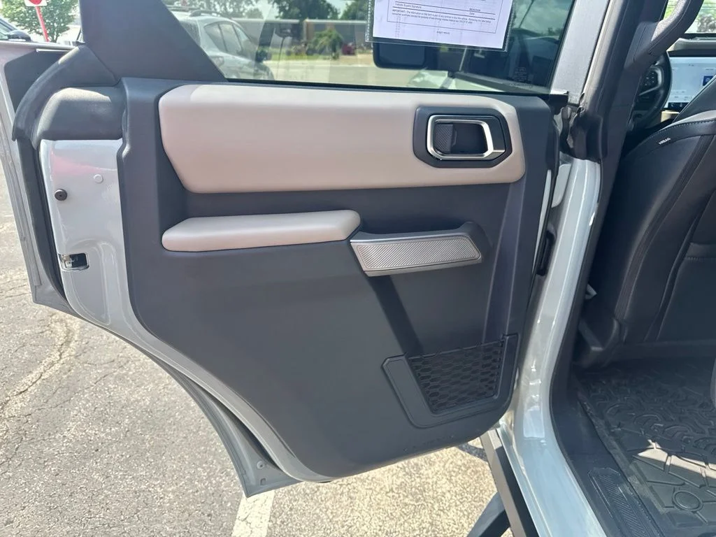 Used 2023 Gray Ford Wildtrak image 34