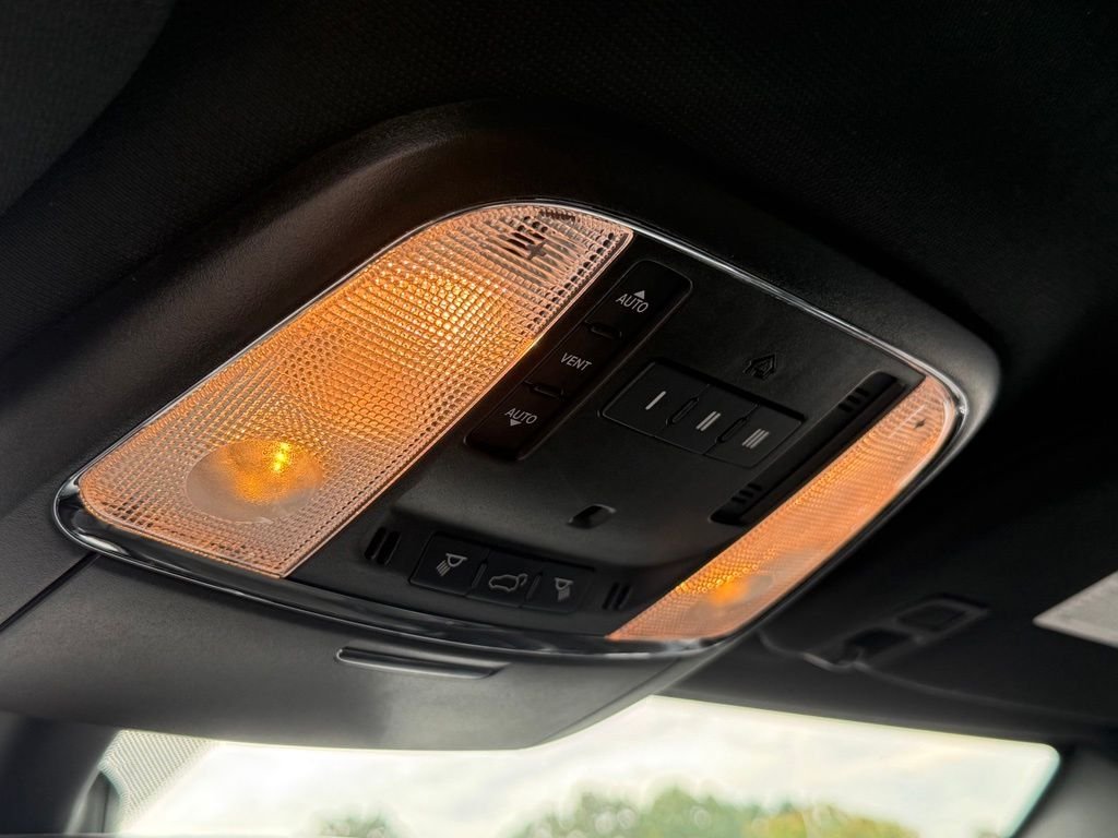 Used 2022 Black Jeep Laredo X image 18