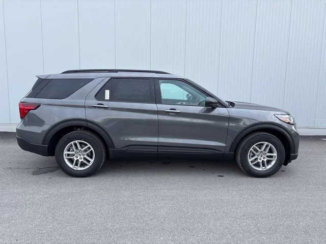 New 2027 Carbonized Gray Metallic Ford Active image 13