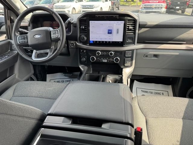 Used 2024 Agate Black Metallic Ford XLT image 11