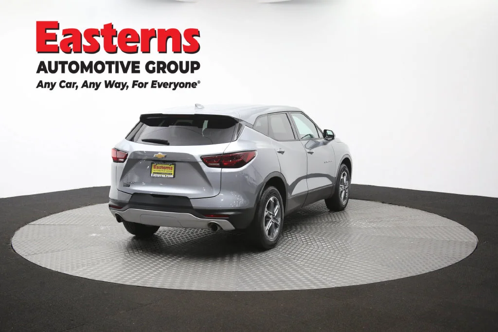 Used 2025 Gray Chevrolet LT image 43
