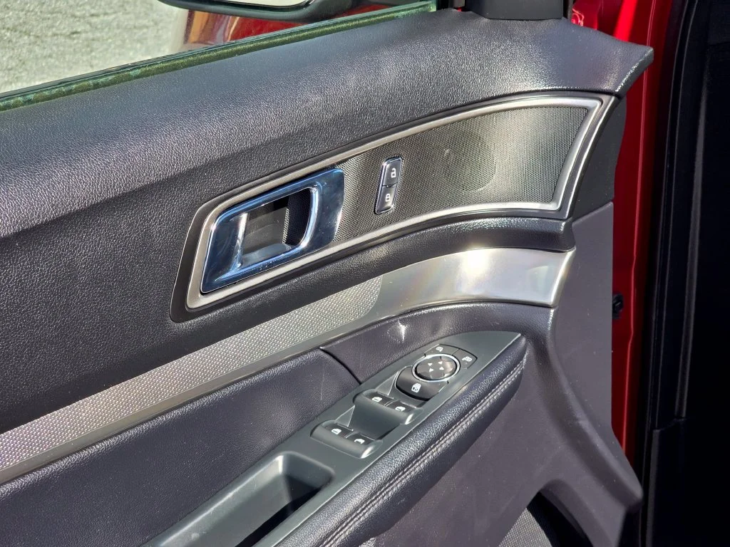Used 2019 Red Ford XLT image 40
