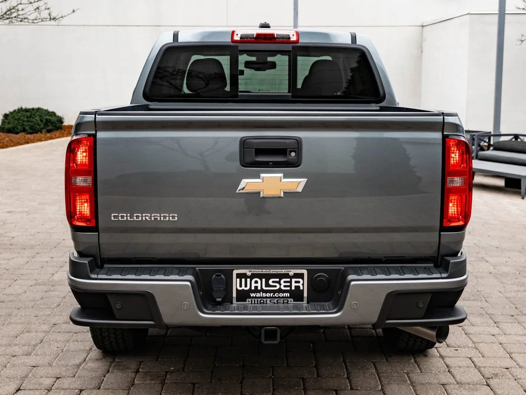 Used 2019 Satin Steel Metallic Chevrolet Z71 image 7