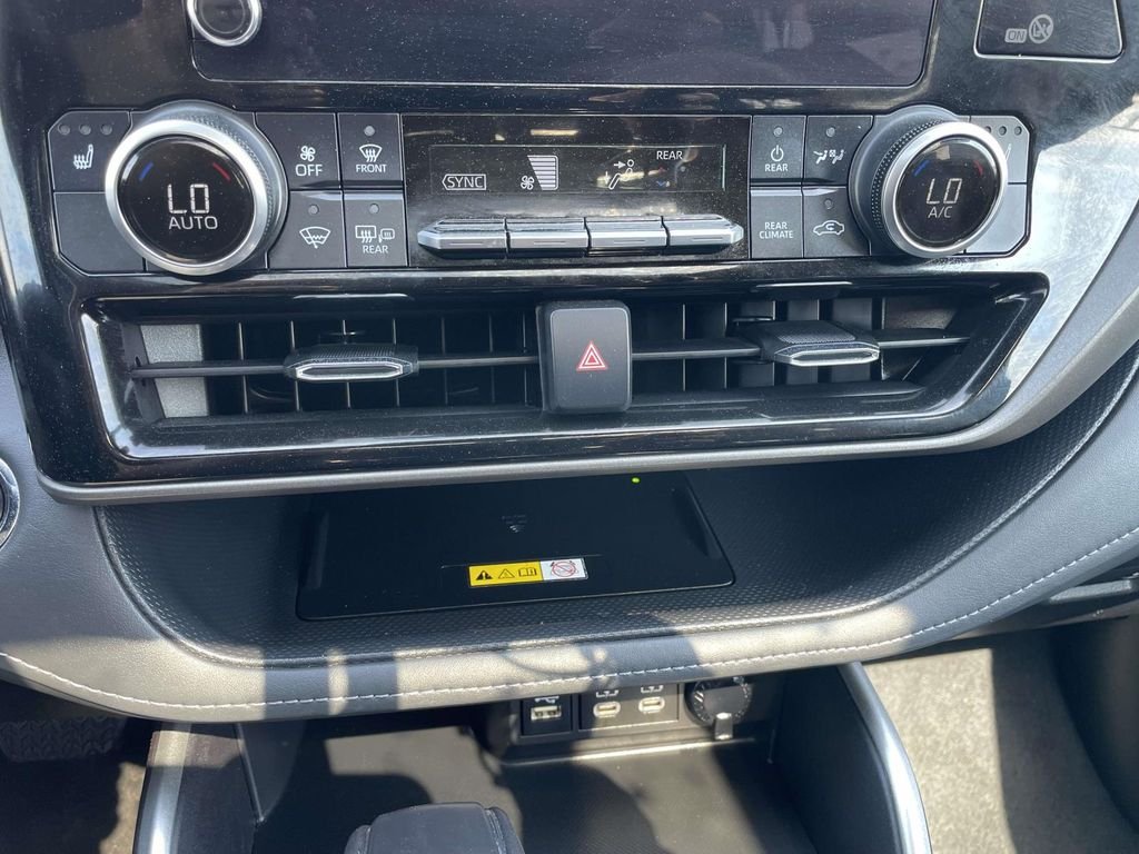 2023 Toyota Highlander XLE - Photo 42
