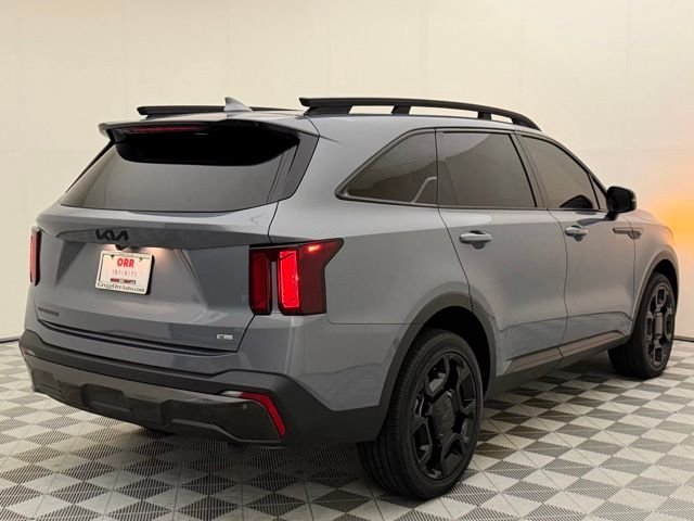 Used 2025 Everlasting Silver Kia X-Line EX image 14
