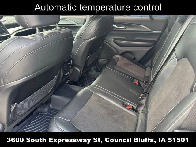 Used 2023 White Jeep Altitude X image 13