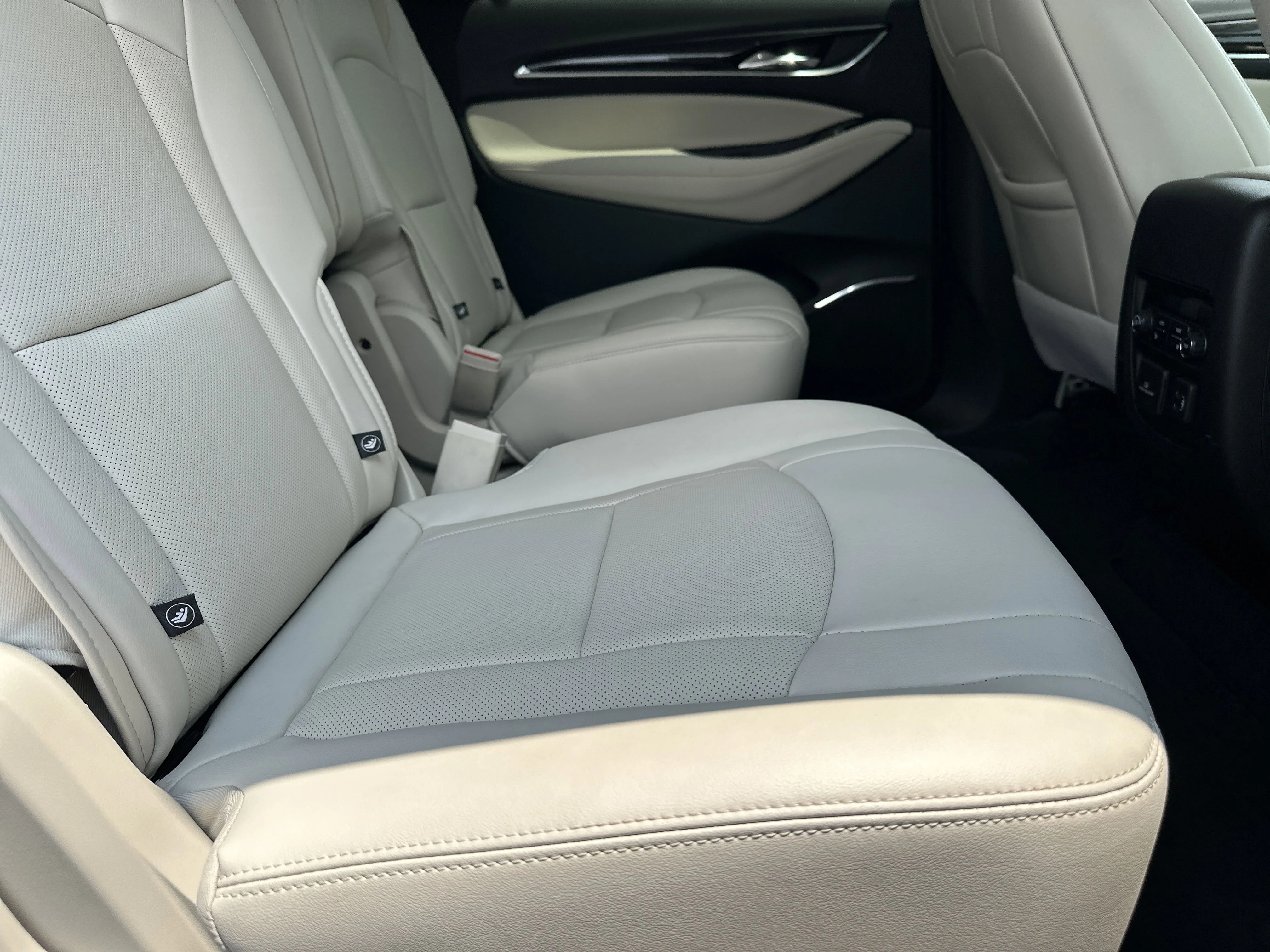 2023 Buick Enclave Premium - Photo 16