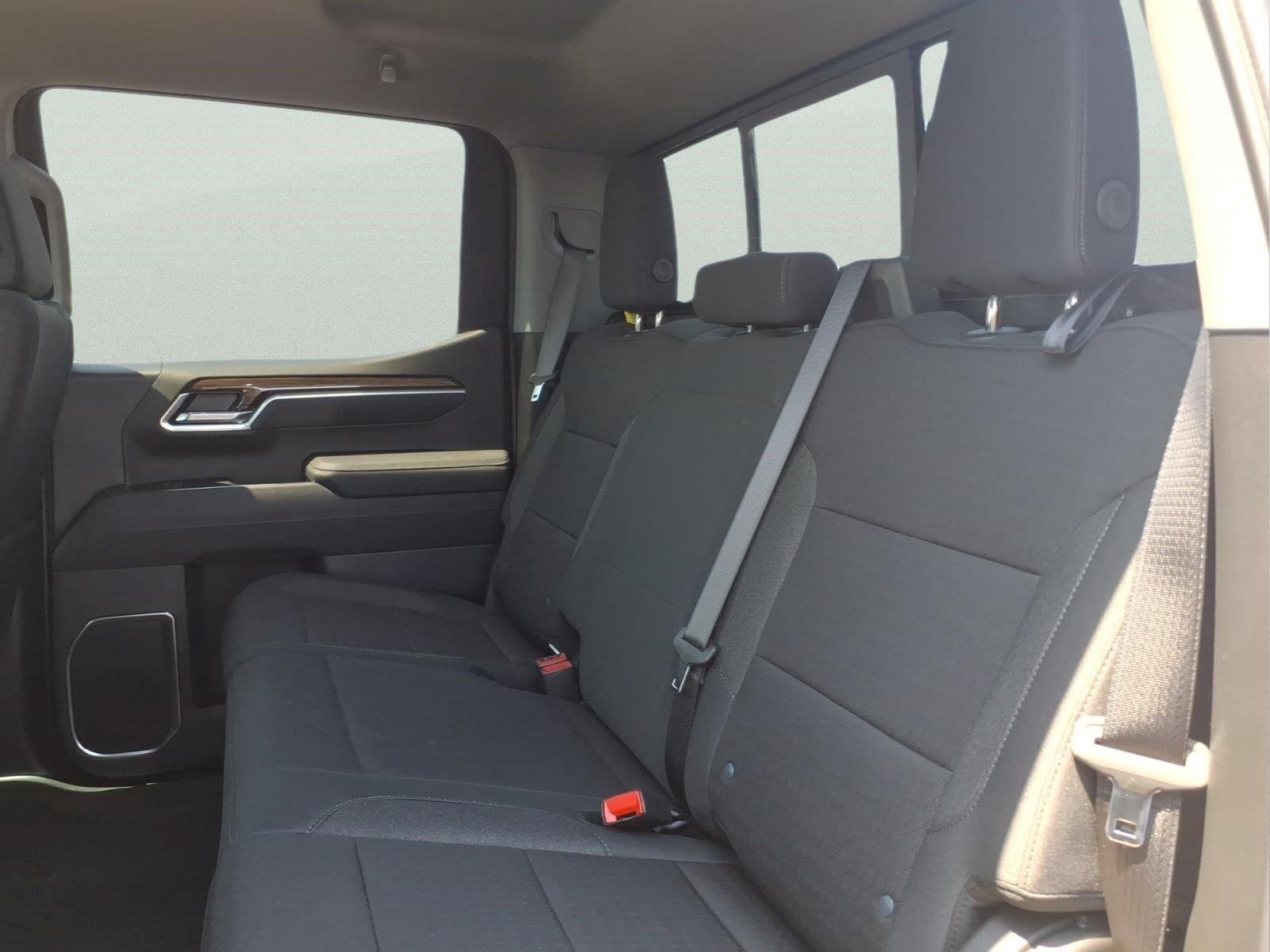 New 2026 Summit White Chevrolet LT image 10