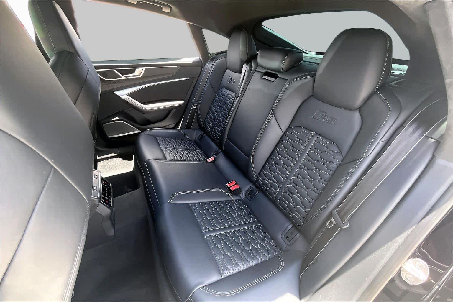 Used 2022 Sebring Black Crystal Effect Audi  image 20