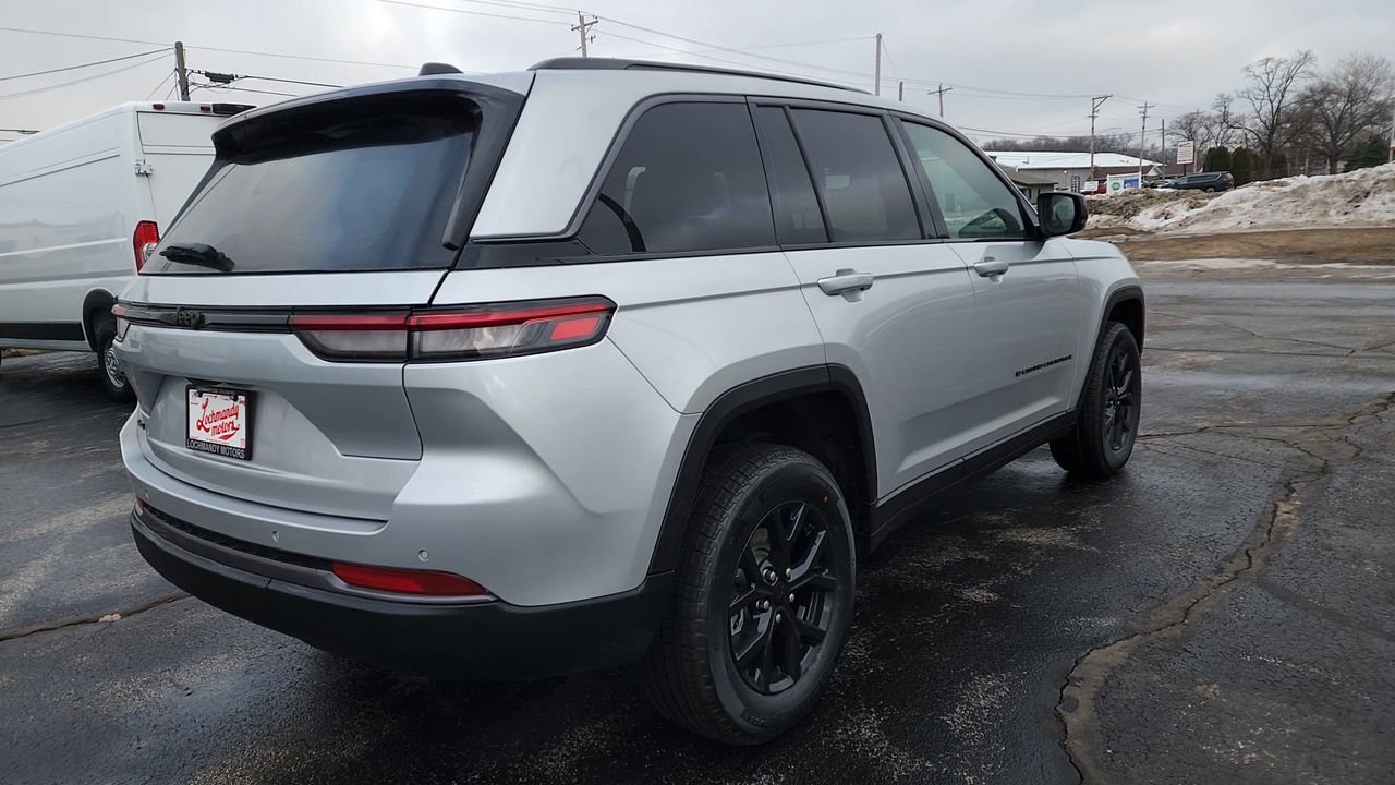 New 2026 Silver Jeep Altitude image 8