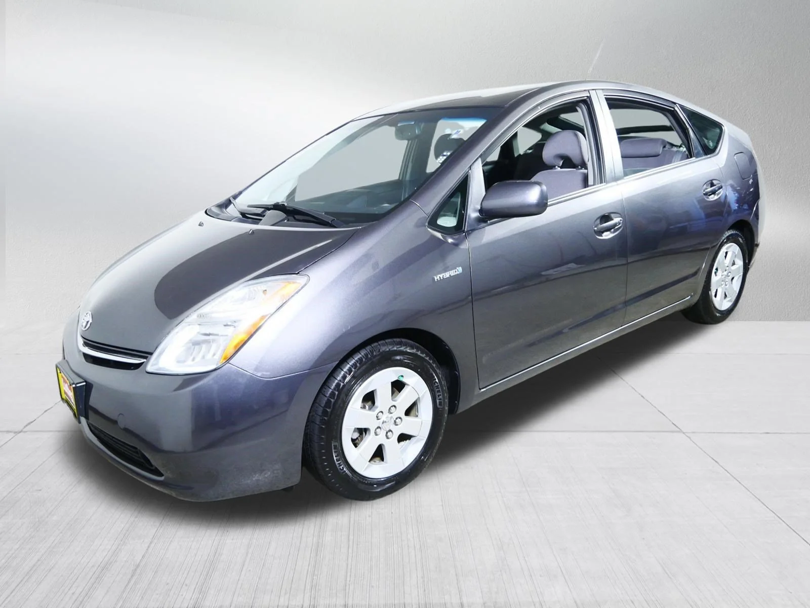 Used 2009 Magnetic Gray Metallic Toyota  image 3