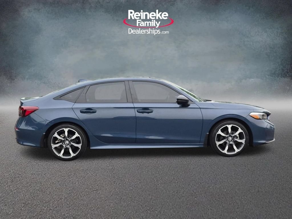 Used 2025  Honda Sport image 4