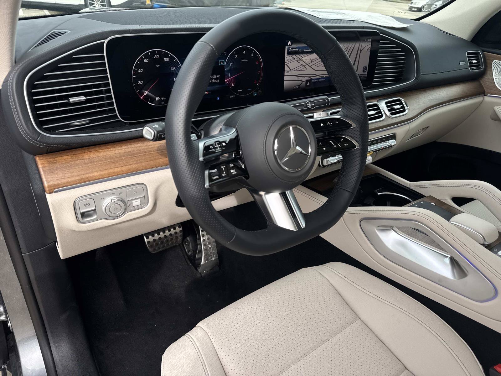 New 2026  Mercedes-Benz GLS 450 image 13