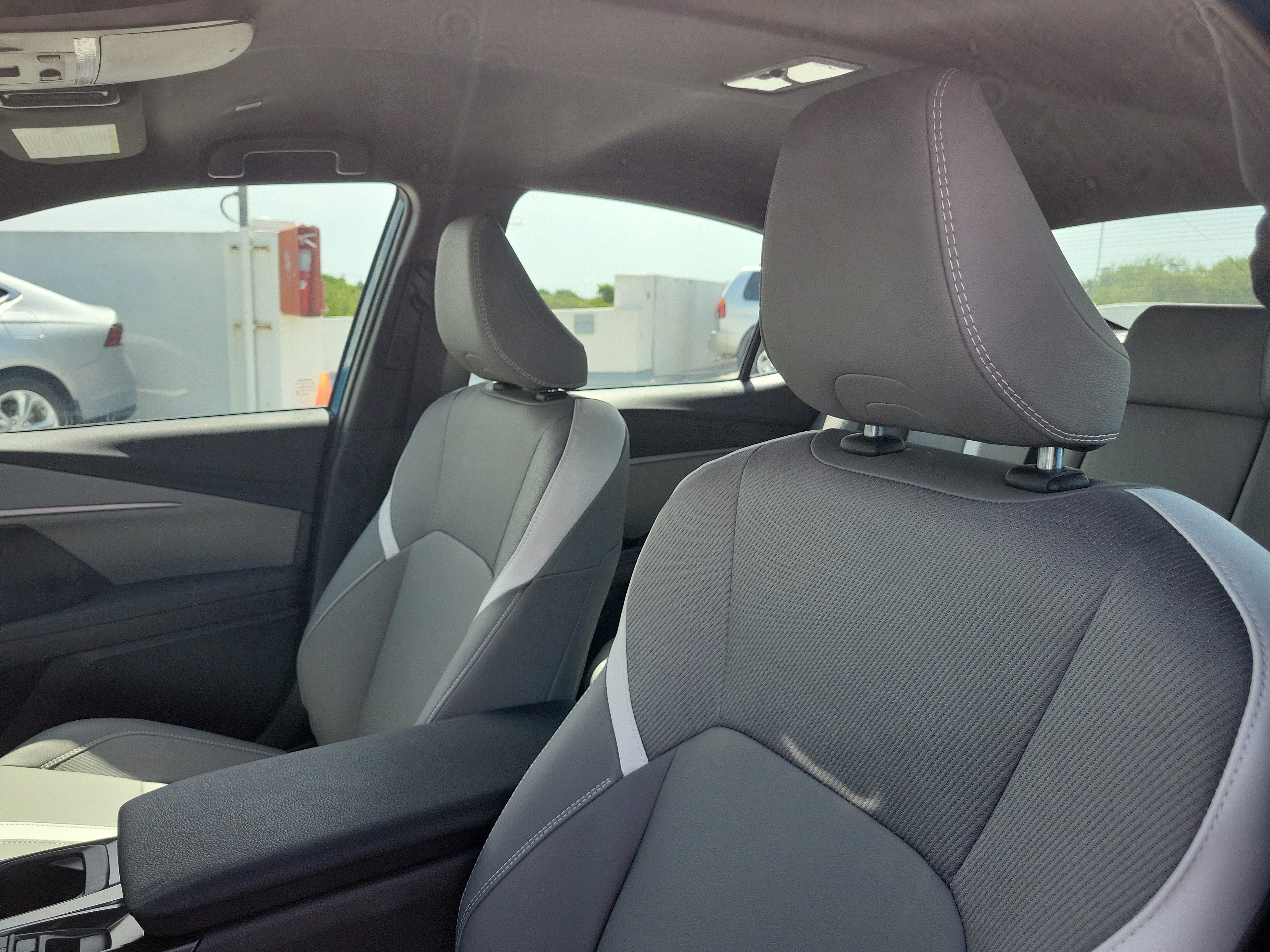 Used 2025 Ocean Toyota SE image 20