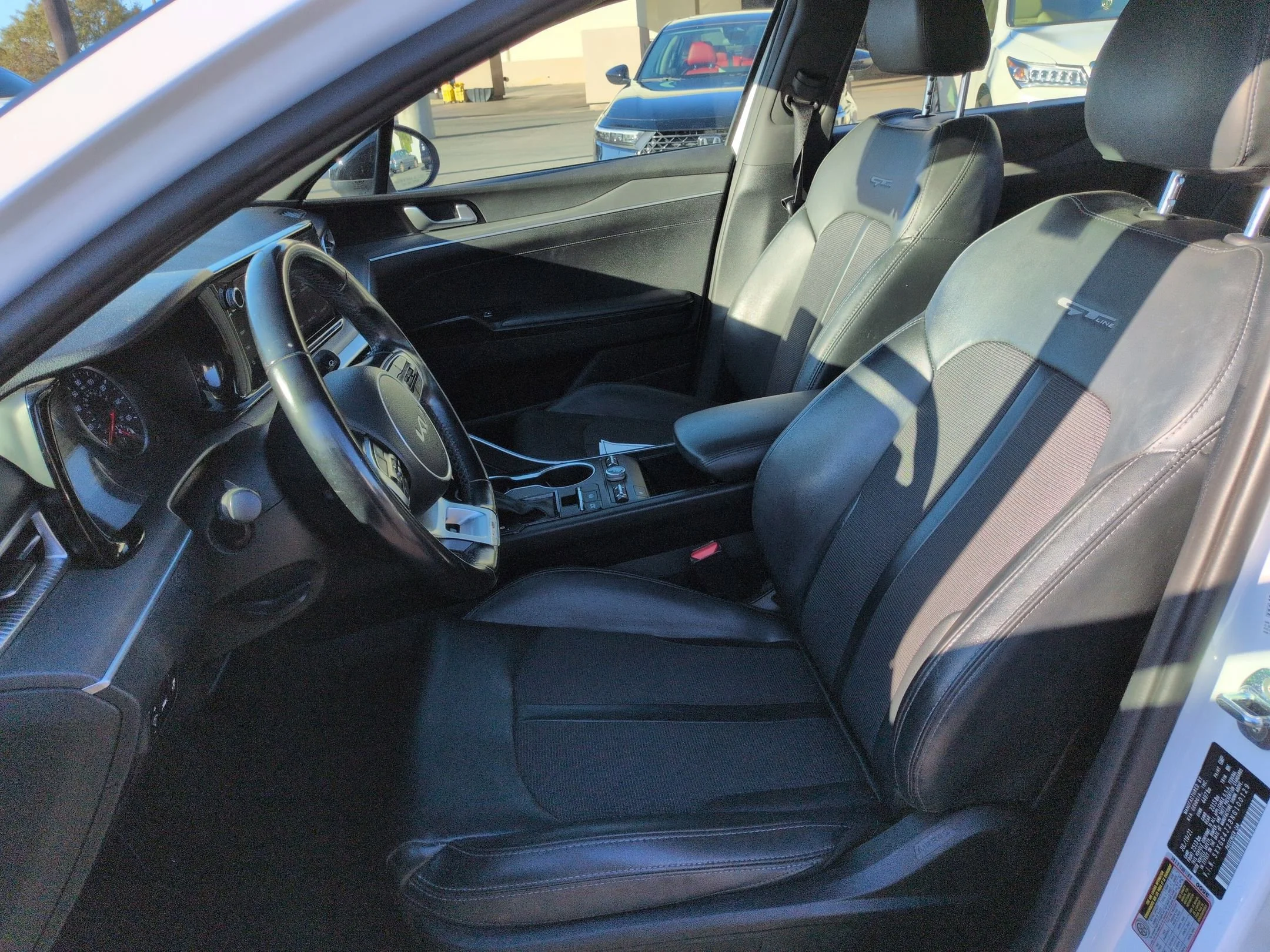 2022 Kia K5 GT-Line - Photo 25