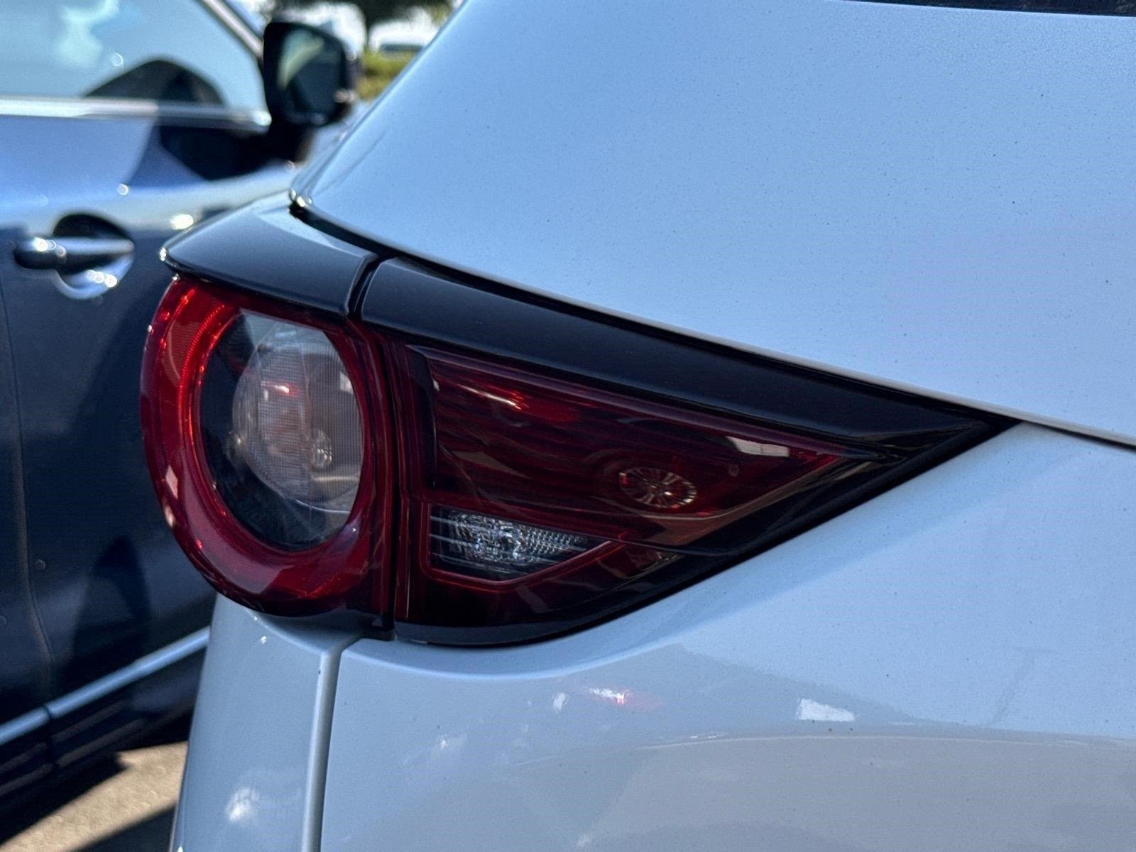 Used 2020 Snowflake White Pearl Mica Mazda Touring image 12