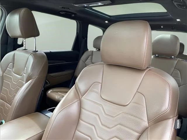 Used 2022 Wolf Gray Kia SX image 19