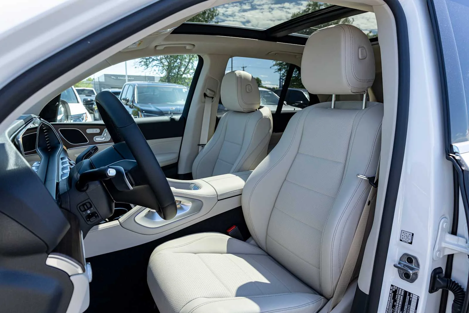 New 2026 Polar White Mercedes-Benz GLE 350 image 26