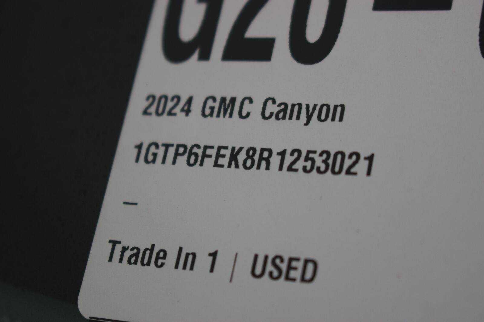 Used 2024 Summit White GMC Denali image 41
